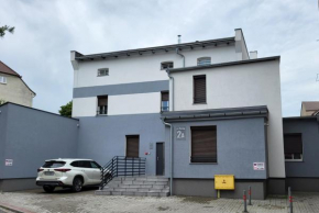 Cicha 2A, Żarów